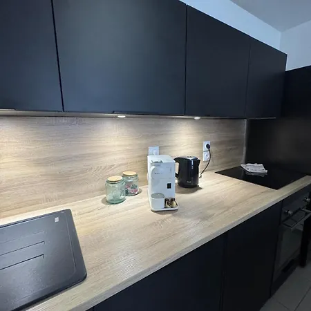 Superbe 2ch, Clim, Terrasse, Pkg, Wifi, Tv Апартаменты
